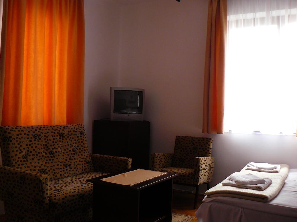 Bed and Breakfast Diana Panzió Mátrafüred Habitación foto